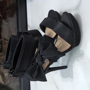 Catwalk Black Satiny Zip-up Stilettoes with Bows